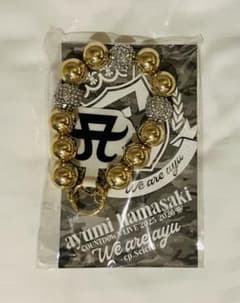 浜崎あゆみ カウントダウングッズ ストラップ ゴールド 新品 2 - メルカリ