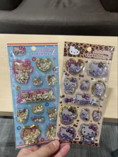ハローキティ キラキラカプセルシール 2点セットのサムネイル