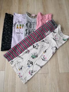 ♡女の子♡Tシャツ＆ワンピース☆130センチ☆ 6枚まとめ売り！のサムネイル