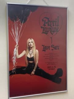 アヴリル・ラヴィーン 販促ポスター B2 Avril Lavigne アヴリル・ラヴィーン 販促ポスター B2 Avril Lavigne - メルカリ