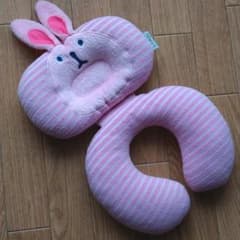 子供ベビー枕　車用　うさぎ　ウサギ　ピンクのサムネイル