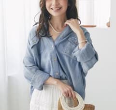今季【la boutique bonbon】シアーデニム3WAYシャツ - メルカリ