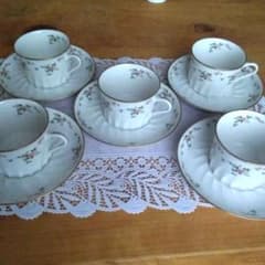 Noritake ノリタケ ティーカップ＆ソーサーのサムネイル