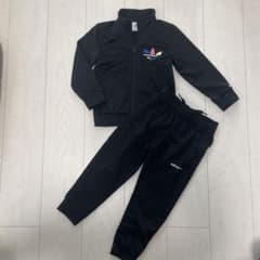 ☆バズ☆様　専用　　adidas ブラックジャージセット J110のサムネイル