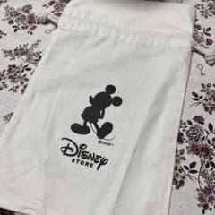 Disney Store ミッキーマウス ポーチのサムネイル