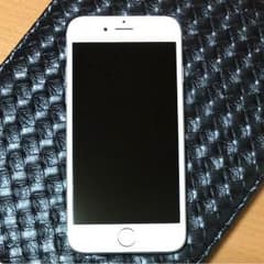 iPhone6sシルバー64GB美品です。のサムネイル