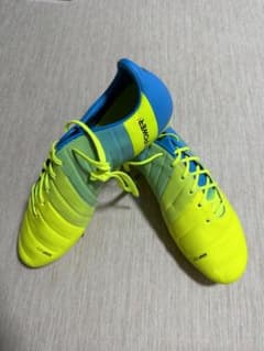 Puma evopower サッカー　スパイクのサムネイル
