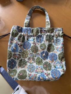 ハンドメイド 巾着トートバッグ ボタニカル柄 ランチバッグ リバティ風のサムネイル