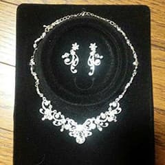 さおりんごさん専用ネックレスandピアスセットのサムネイル