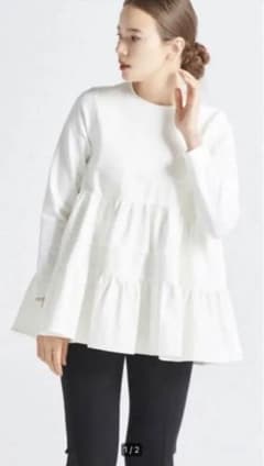 yori ぬくぬくヘムフリルブラウスのサムネイル