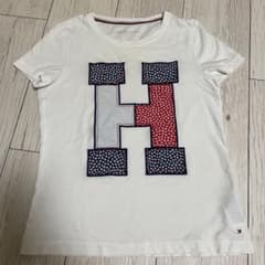 トミーヒルフィガー Tシャツのサムネイル
