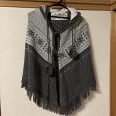 quatre vingt divans 雪の結晶柄ポンチョ