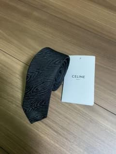 celine エンボスブラックナロータイのサムネイル