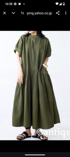 アンティカ 美品 ミリタリーギャザーワンピースのサムネイル