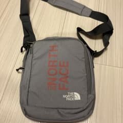 THE NORTH FACE ショルダーバッグのサムネイル