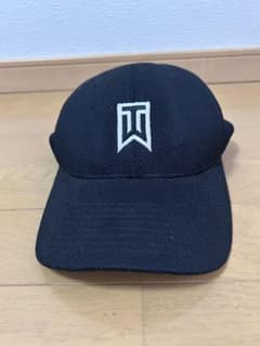 ナイキ タイガーウッズ TWロゴ ゴルフ キャップ ブラック M/L - メルカリ