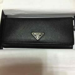 PRADA長財布 正規品のサムネイル