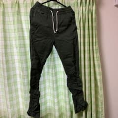 H&M エイチアンドエム　サイドジップジョガーパンツ　28のサムネイル