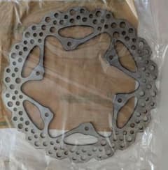 YZ125　純正 リヤブレーキディスクのサムネイル