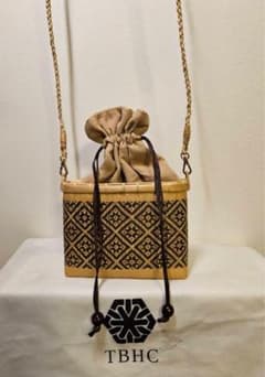 タイ王室御用達　プラニー工房　伝統工芸　竹細工バッグ・ポシェット型(黒茶柄) m83815697856_1.jpg?1698155169