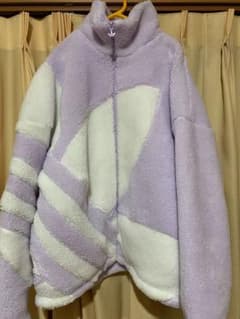 新品未使用　アディダス　　ボアジャケット　パープル　アウターのサムネイル
