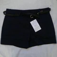 れん様専用☆値下げ☆新品☆ ZARA シンプルショートパンツ ベルト付のサムネイル