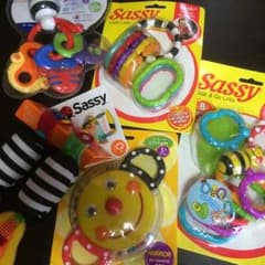 新品 sassy サッシーのおもちゃセットのサムネイル