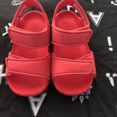 adidas サンダルのサムネイル