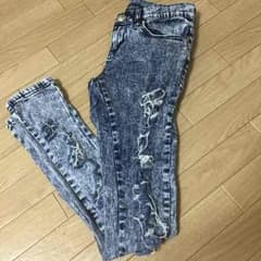 ギャル系 クラッシュスキニーデニム♡ラブジャンキーのサムネイル