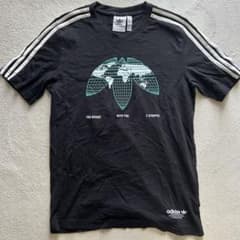 adidas Originals Tシャツ ブラックのサムネイル