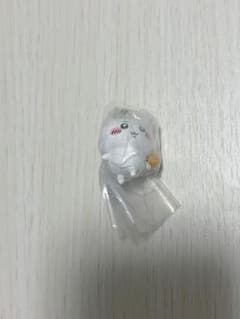 ちいかわ たべものいっぱいマスコット3 カニ爪唐揚げのサムネイル
