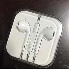 iPhone 付属品純正イヤホン新品のサムネイル