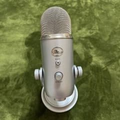 Blue yeti USBマイクのサムネイル