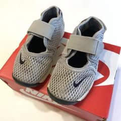 NIKE ナイキ リフト リトルリフト　キッズ サイズ15のサムネイル