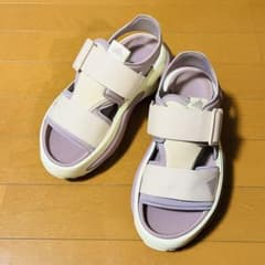 アディダス　メハナサンダル　23.5のサムネイル