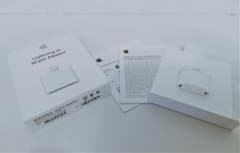 【Apple純正】Lightning 30ピン変換アダプタ MD823ZM/Aのサムネイル