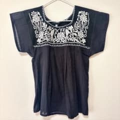 メキシコ直輸入　メキシコ刺繍ブラウス　メキシコ雑貨のサムネイル