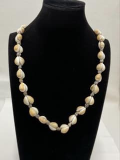 50.119 [Necklace] Seashell Vintage Antique