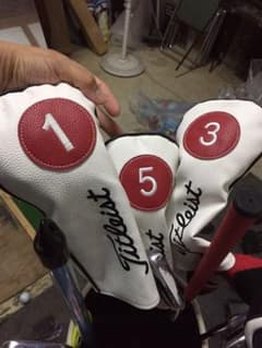 タイトリスト  ヘッドカバー 3つセットのサムネイル