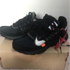 NIKE off-whiteのサムネイル