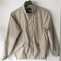 ノースフェイスのジャンパーのサムネイル