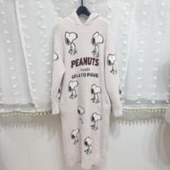 PEANUTS　gelato pique スヌーピー　限定　パーカーワンピースのサムネイル