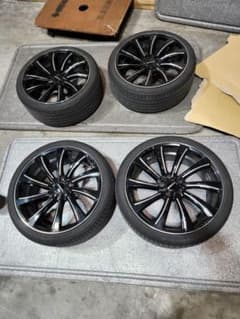 VENERDI 20インチ BluEarth タイヤホイール4本セット バリ山 VENERDI 20インチ BluEarth タイヤホイール4本セット バリ山 - メルカリ