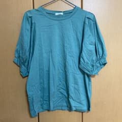 a.v.v. 新品未使用 Tシャツ カットソー トップスのサムネイル