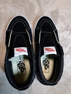 BUMP OF CHICKEN　VANS　コラボスニーカーのサムネイル
