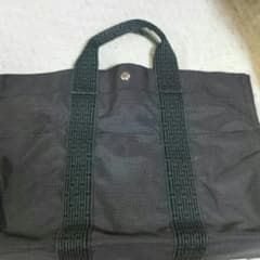 使いやすいトートバックのサムネイル