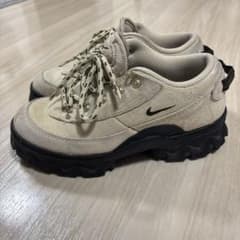 NIKE ラハールロー スニーカー LAHAR LOW ベージュ 24cmのサムネイル