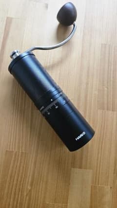 美品 HARIO コーヒーグラインダー PRO CGP-2-Bのサムネイル