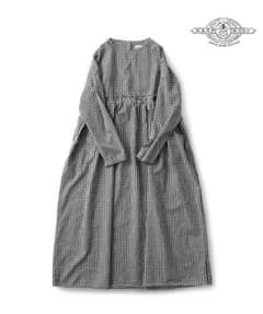サニークラウズ　ｆｅａｔ．Ｓｈｕｔｔｌｅ　Ｎｏｔｅｓ　ギンガムワンピースのサムネイル