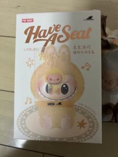 POP MART Have A Seat LABUBU ぬいぐるみ SISIのサムネイル